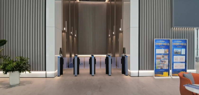 שער גישה חכם להולכי רגל