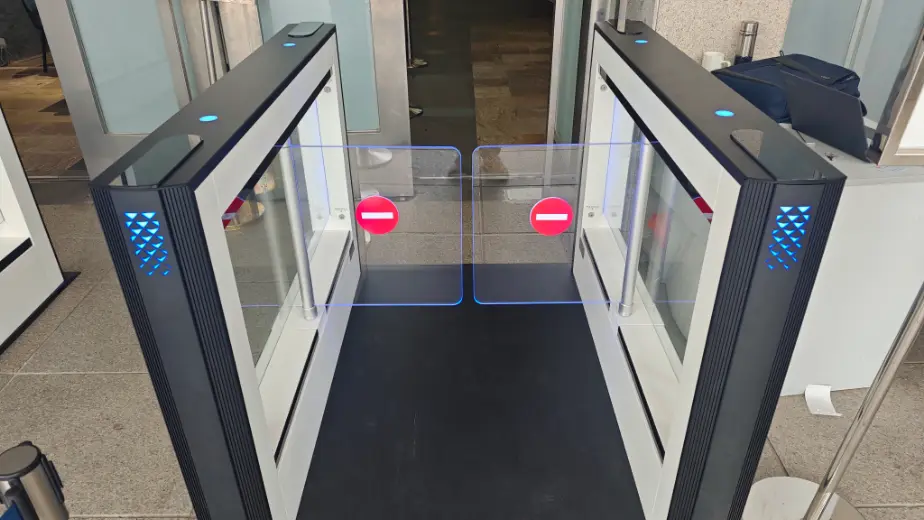 מערכת שערי הכיתה של המוזיאון: